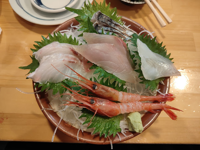 Opinii despre うんめ魚が食いてぇ 駅前漁港 本店 în 新潟市 - 飲食業