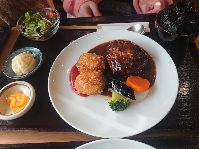 Cafe ＆ Restaurant まどい - 神戸市