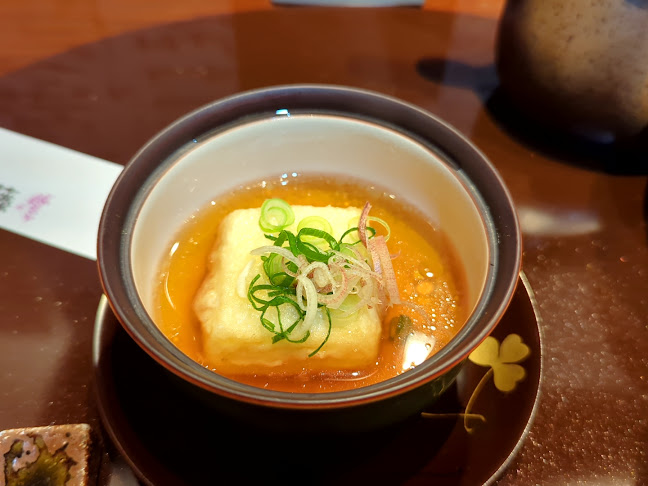 〒680-0833 鳥取県鳥取市末広温泉町２５１