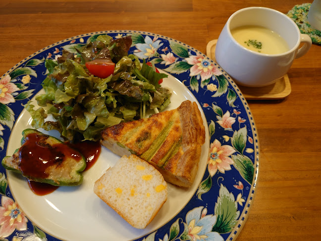 〒193-0832 東京都八王子市散田町３丁目８−１１ 208