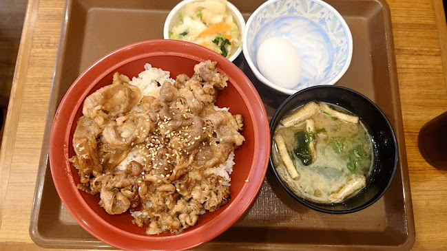 Opinii despre すき家 京成大久保駅前店 în 習志野市 - 飲食業