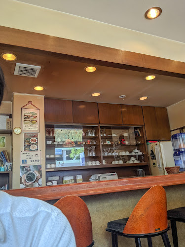 ルーム112 - 飲食業