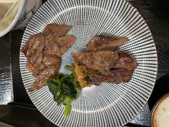 炭焼牛たん東山 沖縄リウボウ店 - 那覇市