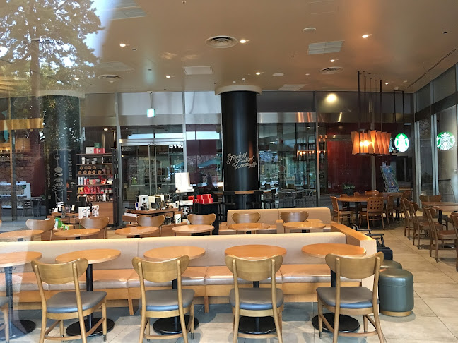 スターバックス コーヒー リバーウォーク北九州デコシティ店 - 飲食業