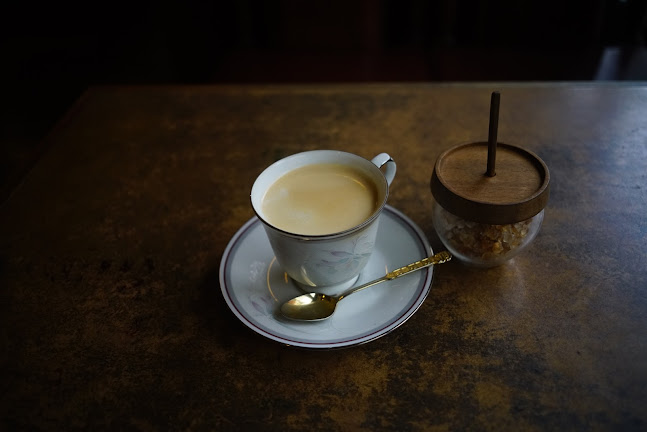 〒904-0004 沖縄県沖縄市中央１丁目２２−１８ 伊礼アパート