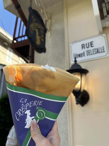 Opinii despre ラ クレープリー în 三鷹市 - 飲食業