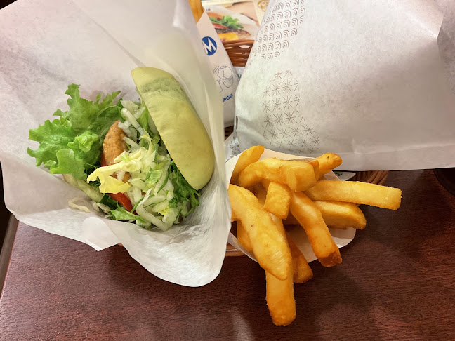 モスバーガーCoCoLo新潟店 - 新潟市