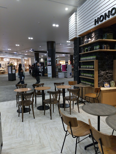 〒261-0024 千葉県千葉市美浜区豊砂１丁目１