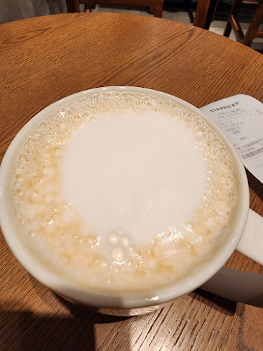 Comentarii opinii despre スターバックス コーヒー 天王寺ミオ 本館3階店