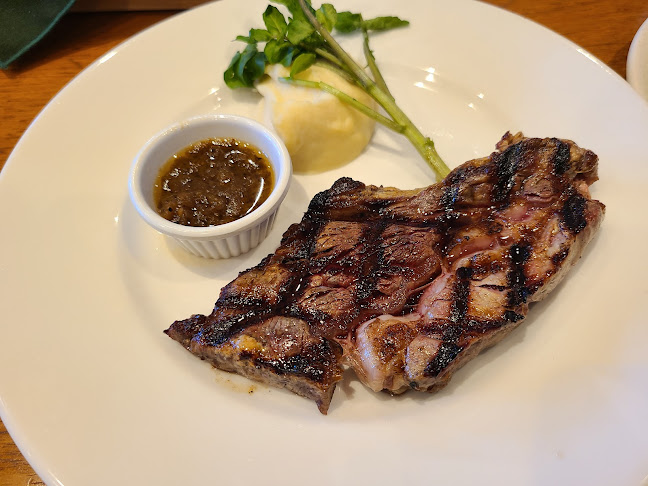 Comentarii opinii despre シズラー 三鷹店