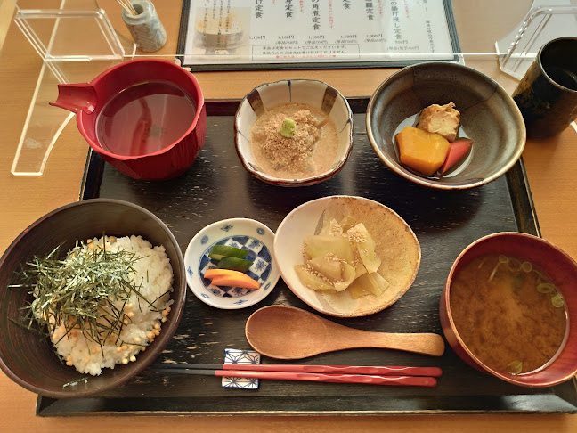 Comentarii opinii despre めし屋 仙瑞 Senzui