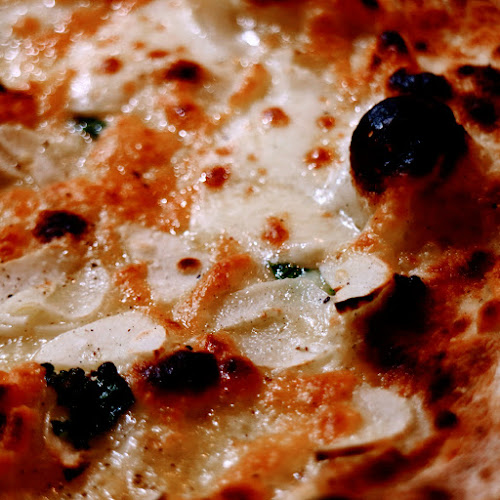 Opinii despre i10号倉庫 GARAGE CAFE&PIZZA în 尼崎市 - 飲食業