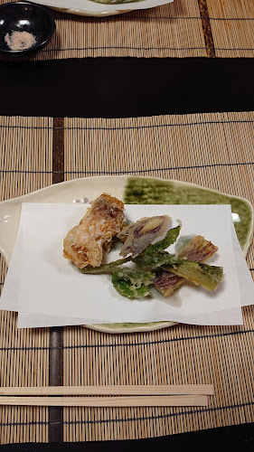 〒852-8107 長崎県長崎市浜口町５−１２