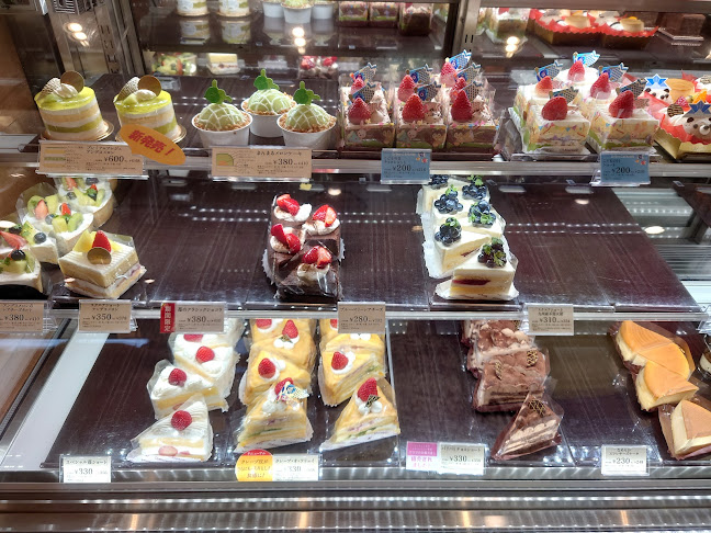 シャトレーゼ 千種宮根台店