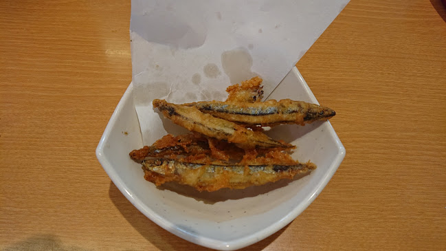 Opinii despre スシロー 名古屋茶屋が坂店 în 名古屋市 - 飲食業