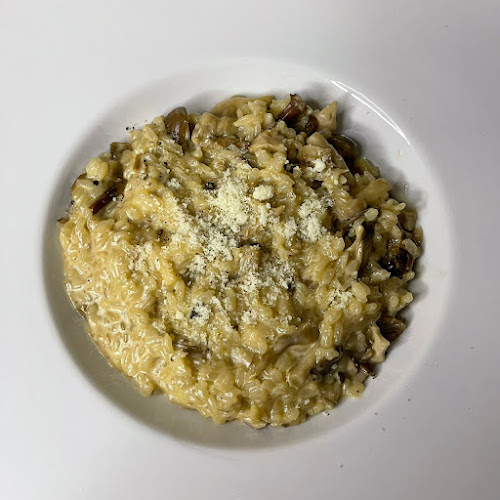 溶岩焼きグリルと世界のワイン肉助 上大岡店 - 横浜市