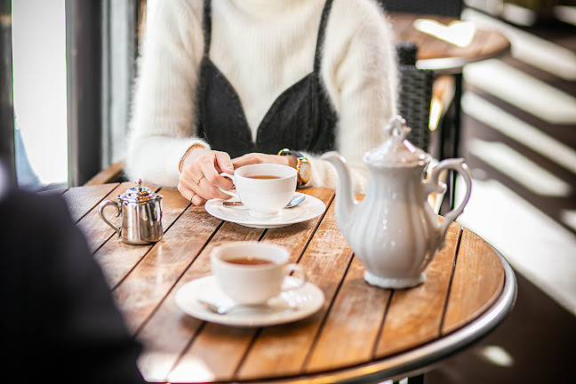 〒430-0933 静岡県浜松市中央区鍛冶町３２１−５