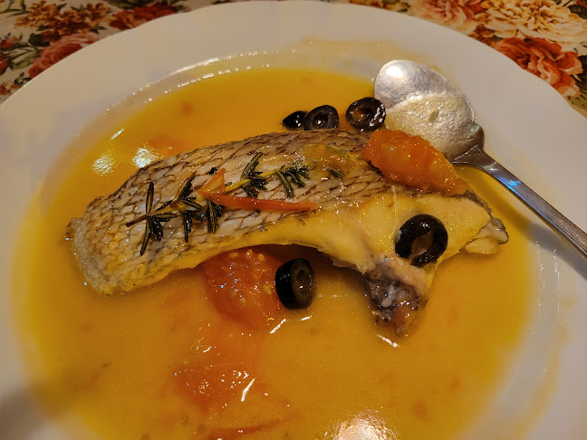 ナヴォーナ - 飲食業