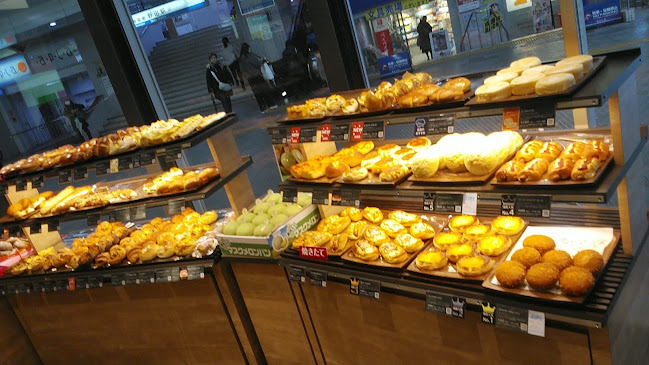 VIE DE FRANCE 阪神野田店 - 大阪市