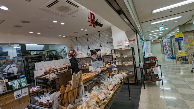 ルフラン池田駅前店