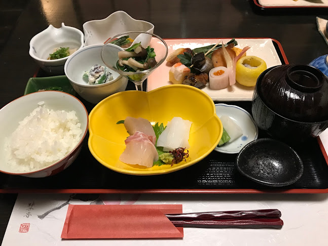 〒852-8107 長崎県長崎市浜口町５−１２