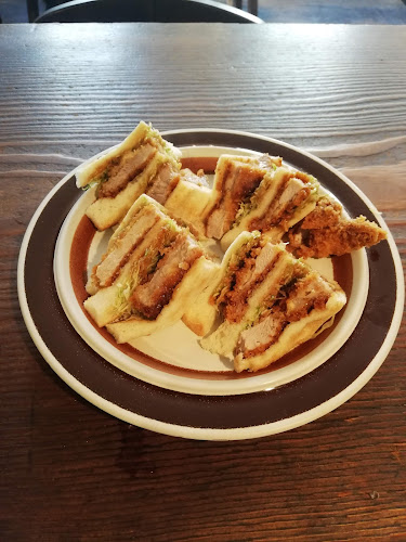 Opinii despre ミッシェルズハース în 越谷市 - 飲食業