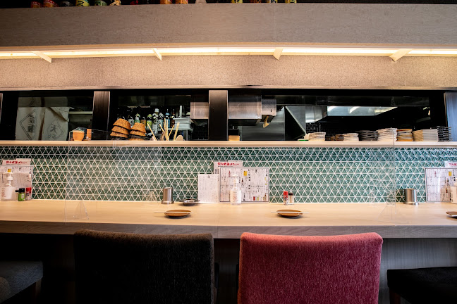 〒532-0002 大阪府大阪市淀川区東三国１丁目２−１８