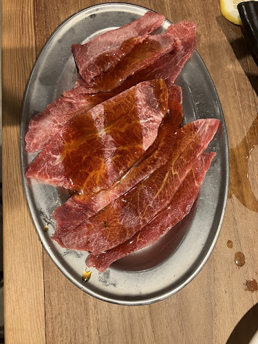 Comentarii opinii despre 焼肉ホルモン酒場 こてつ本店 藤が丘店