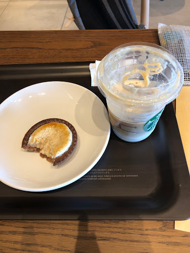Comentarii opinii despre スターバックス コーヒー 沖縄アブロうるま店