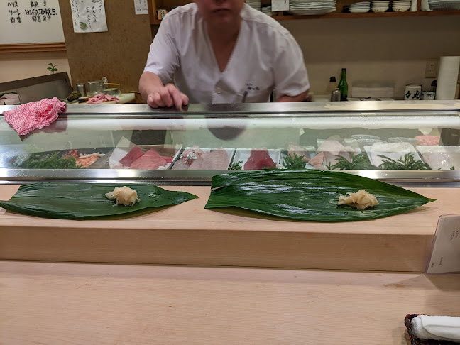 Comentarii opinii despre すしの寿々丸