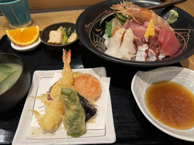 丸友 那覇総本店 - 飲食業