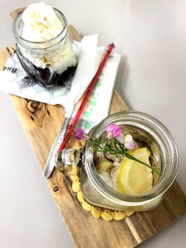 Comentarii opinii despre CLOVER GINZA BASE