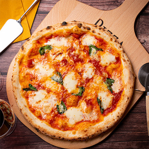 クッチーナ 厚別南店 - 飲食業