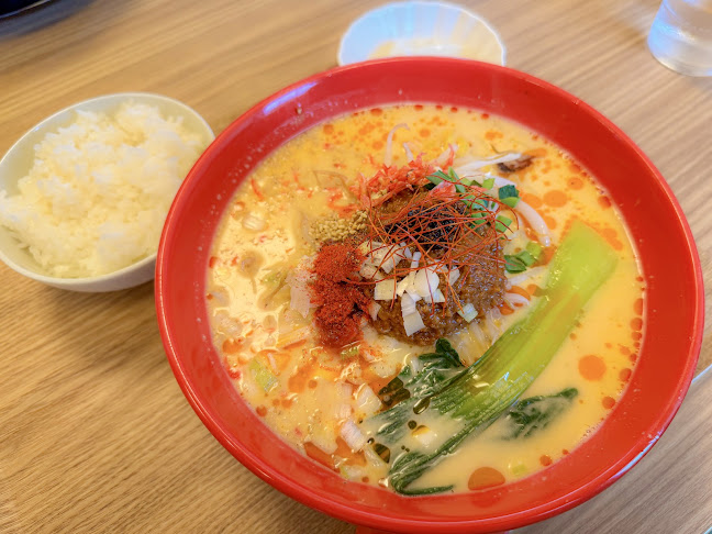 〒031-0004 青森県八戸市南類家２丁目２５