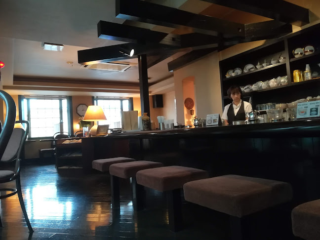 大島珈琲店 - 飲食業