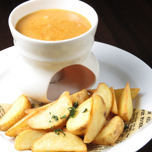 タトゥーラ - 飲食業