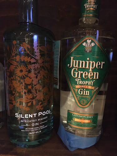 カフェとバー カリチータ - 桑名市