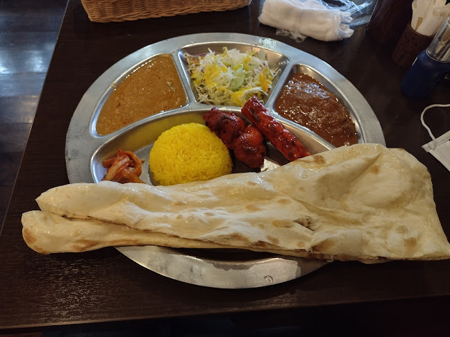 Opinii despre アジアンダイニング LUMBINI 新松戸店 în 松戸市 - 飲食業