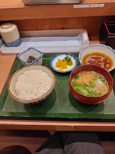 〒143-0001 東京都大田区東海３丁目２−７ 8 大田市場第一関連事業者D