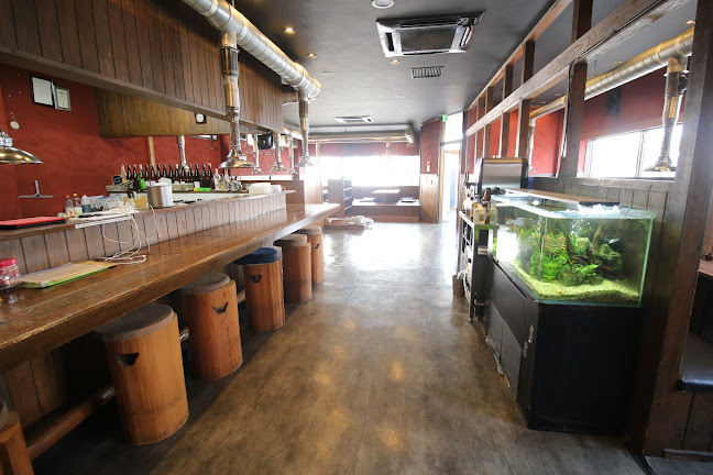 べんがら亭 港店