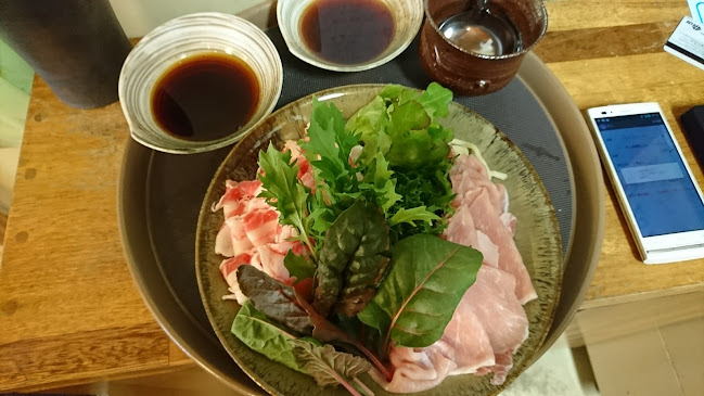 〒905-0021 沖縄県名護市東江５丁目９−７