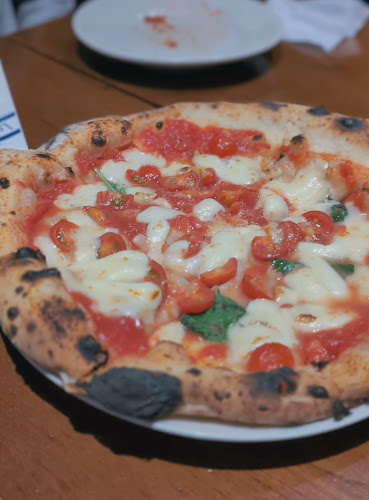 Opinii despre La TRIPLETTA ラ・トリプレッタ în 品川区 - 飲食業