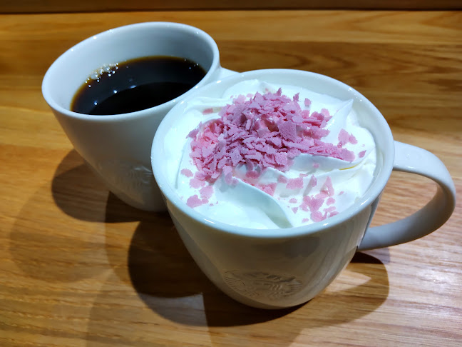 Comentarii opinii despre スターバックス コーヒー 直江津店