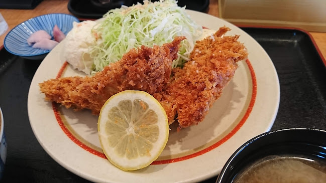 Comentarii opinii despre 定食屋 仁亭(じんてい)