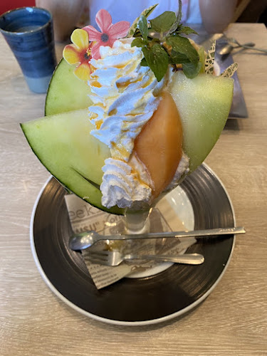 小さなトマト - 飲食業