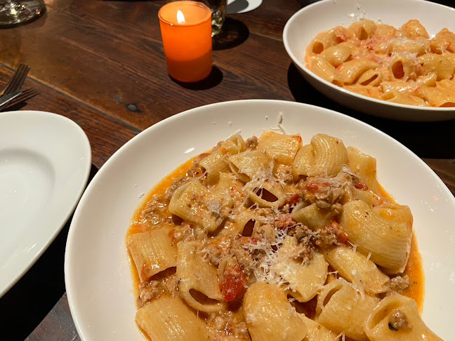 MR. MAURICE’S ITALIAN & Rooftop Bar（ミスター・モーリスズ・イタリアン&ルーフトップバー）