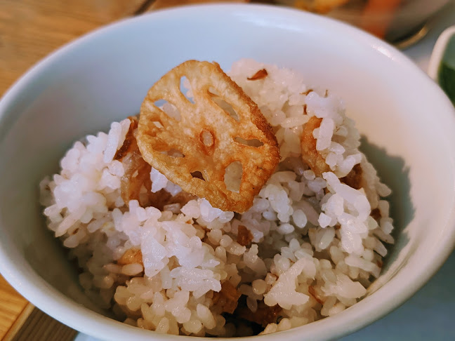 〒630-8113 奈良県奈良市法蓮町５６７−１