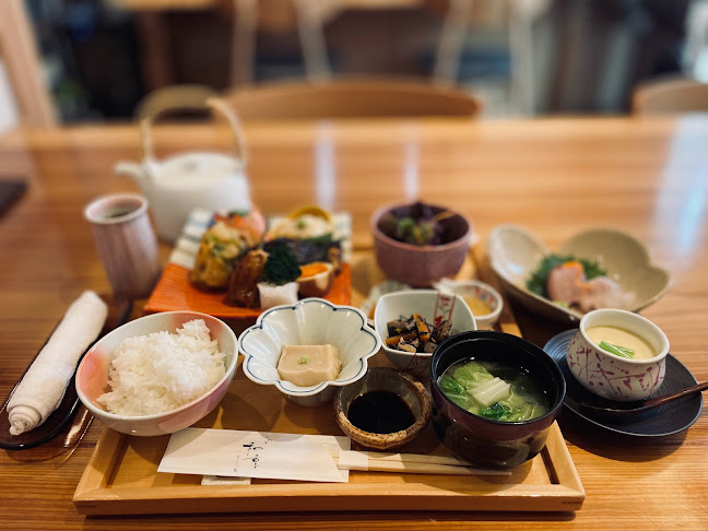 Opinii despre 和重 în 佐世保市 - 飲食業