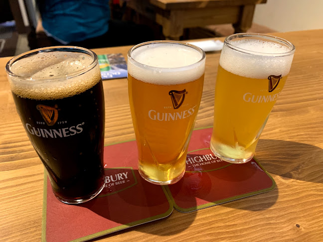 Opinii despre HIGHBURY THE HOME OF BEER în 新宿区 - 飲食業