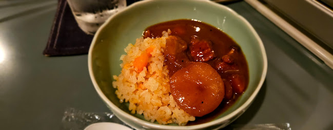 〒110-0015 東京都台東区東上野４丁目７−１２